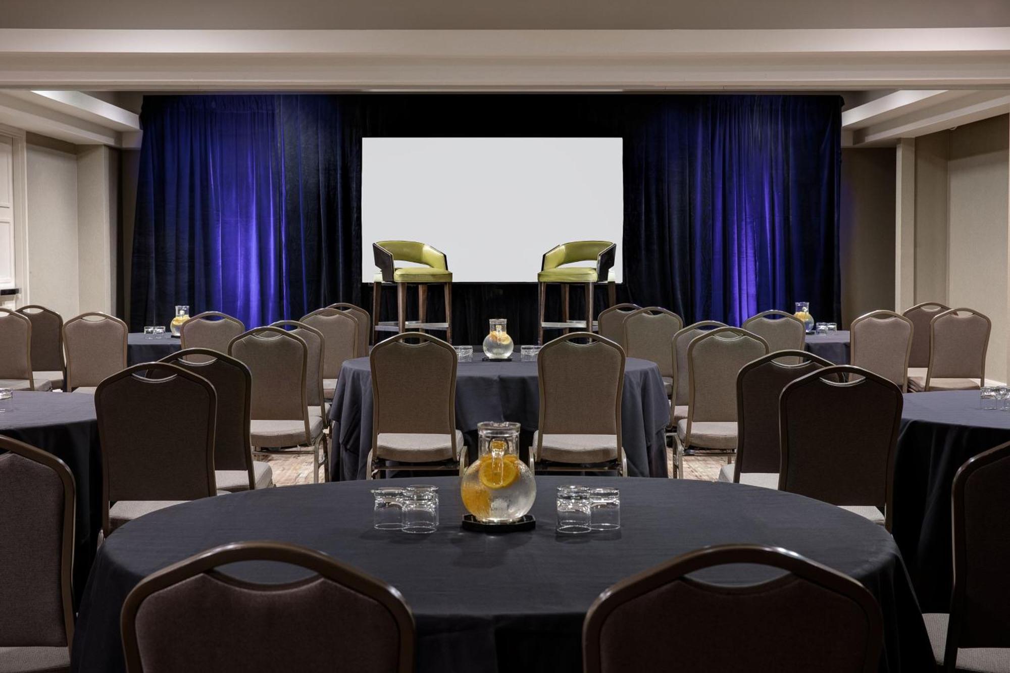 Dallas-Addison Marriott Quorum By The Galleria Extérieur photo