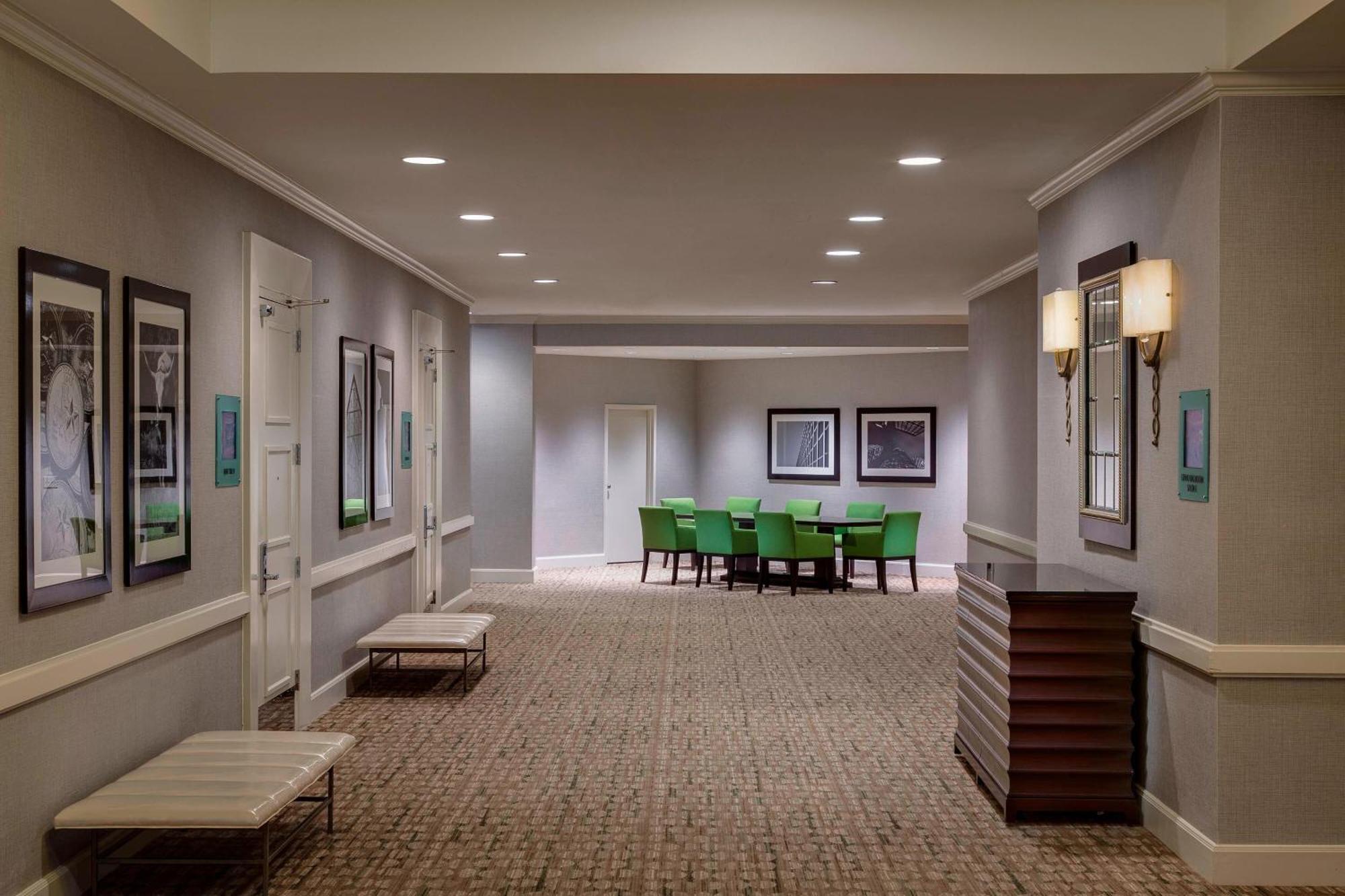 Dallas-Addison Marriott Quorum By The Galleria Extérieur photo